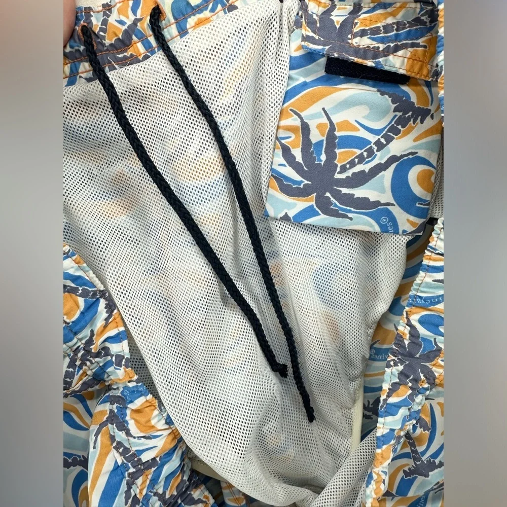 Vineyard Vines Swim Trunks Palm Trees & Waves Logo Mens Size‎ XL